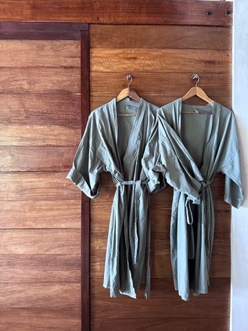 Linen robe