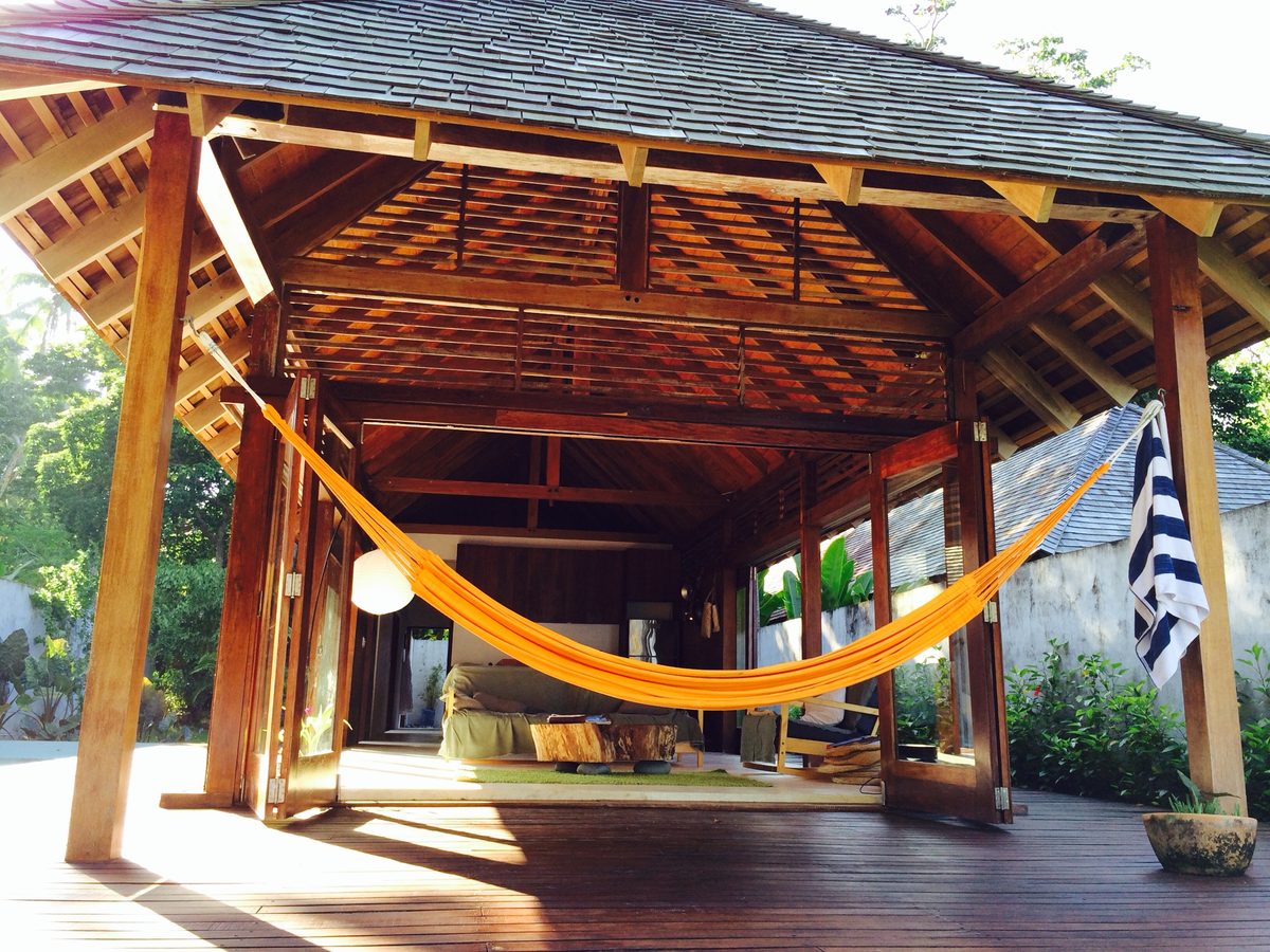 Pool Villa deck hammock