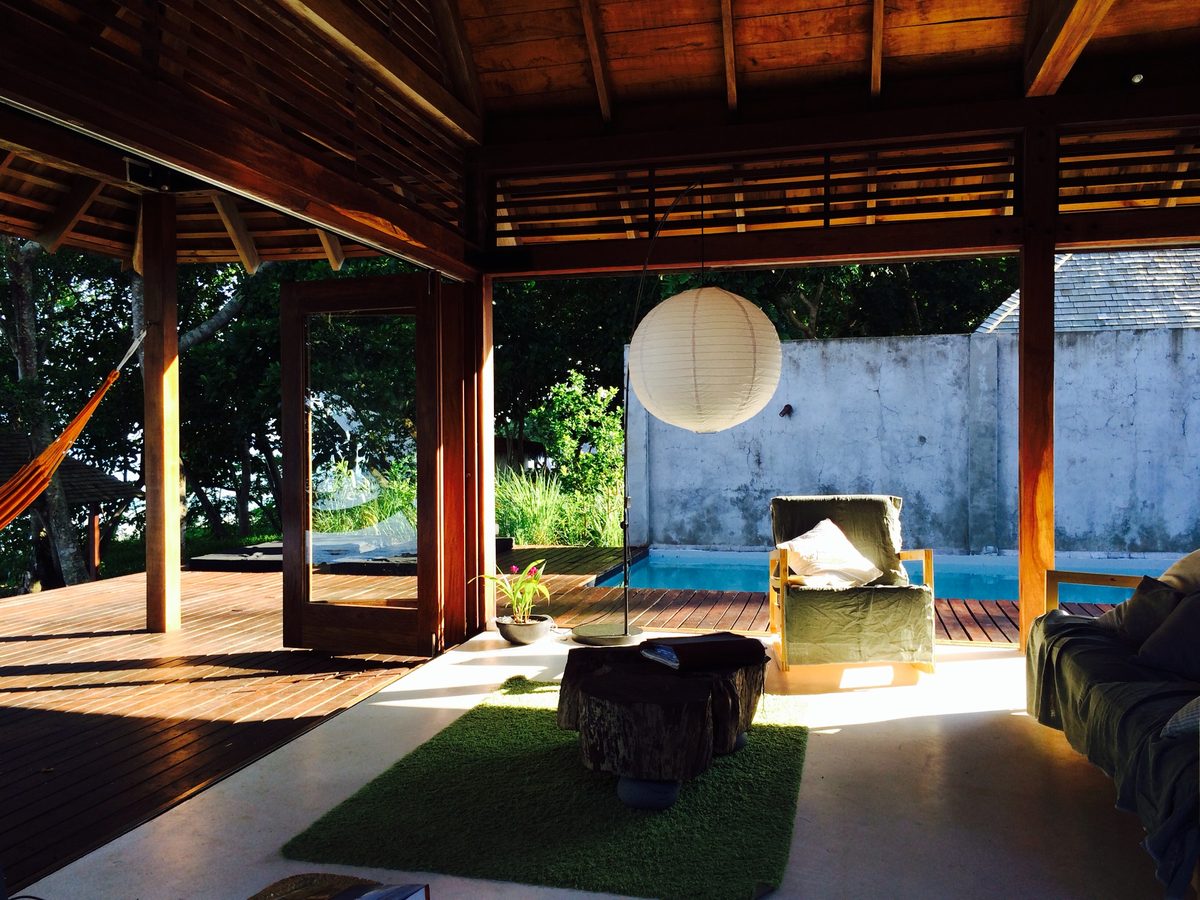 Pool Villa living to pool