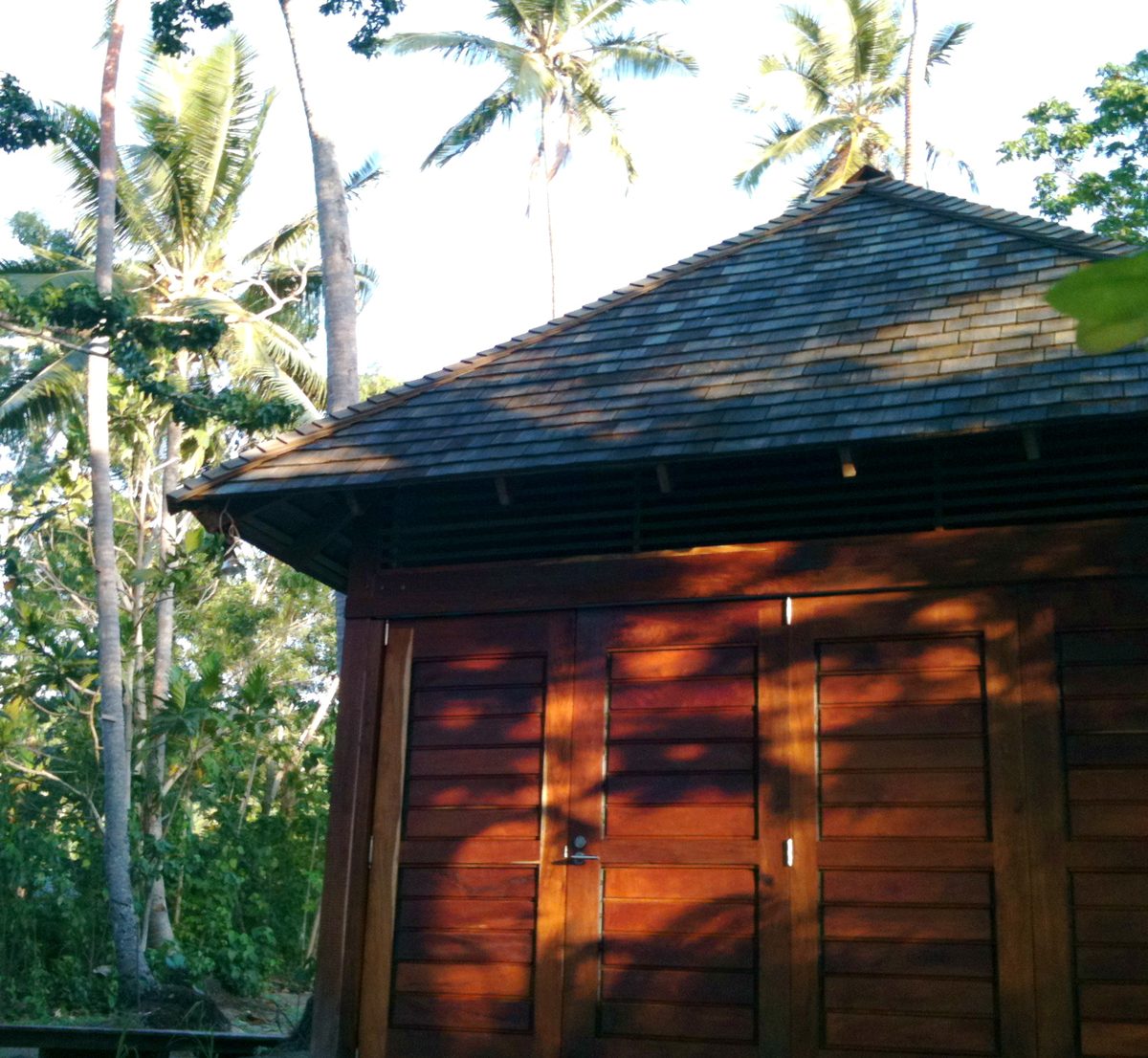 Beachfront Pool Villa garden