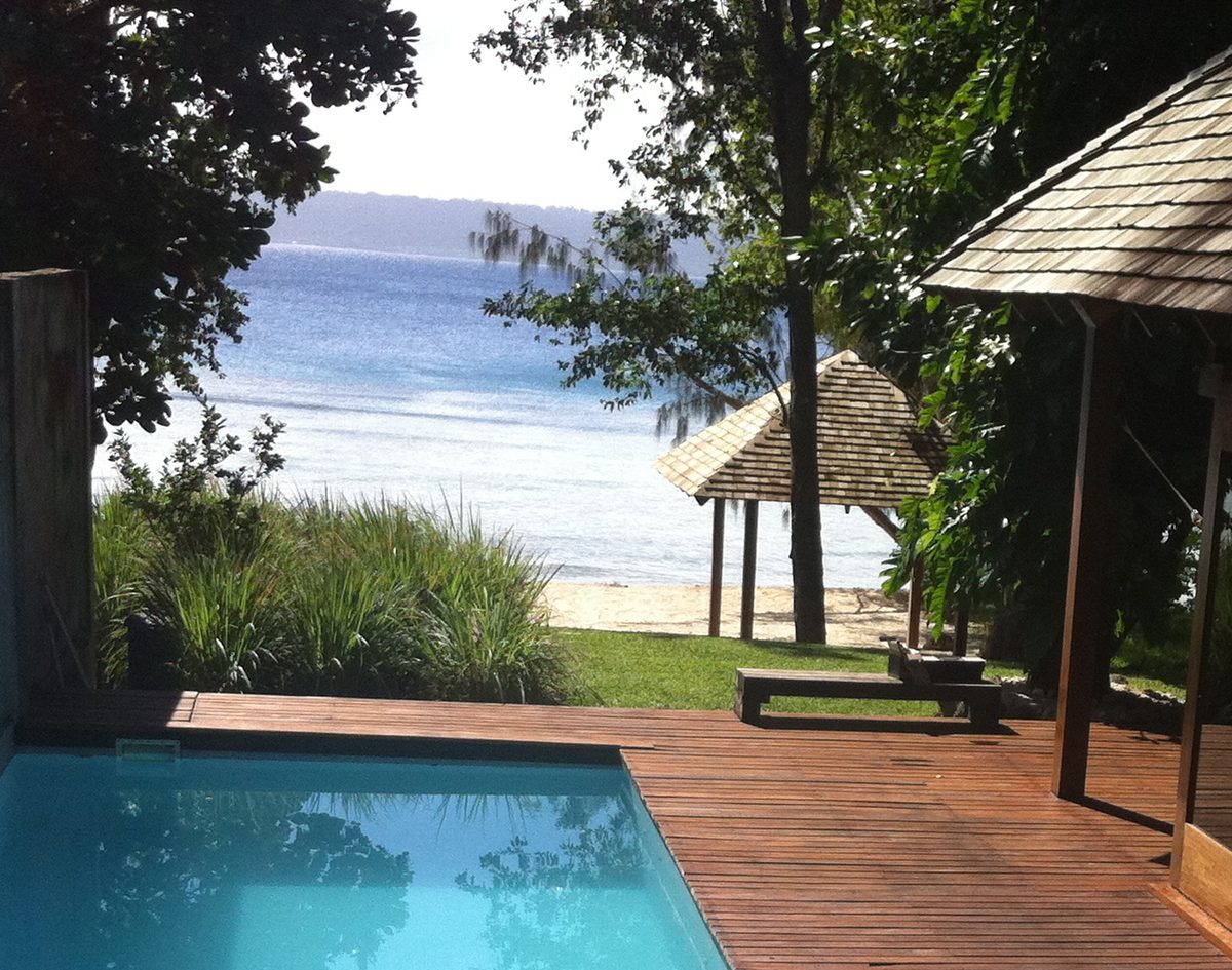 Beachfront Pool Villa pool